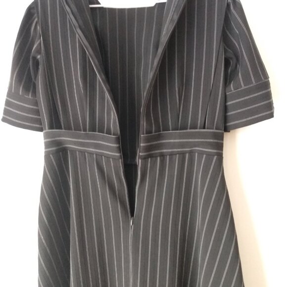 Striped Mennonite Cape Dress 36"B 30.5"W Modest Black White Pinstripe - Picture 10 of 10